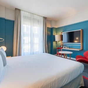 Chambre Accessible aux Personnes à Mobilité Réduite Supérieure Double